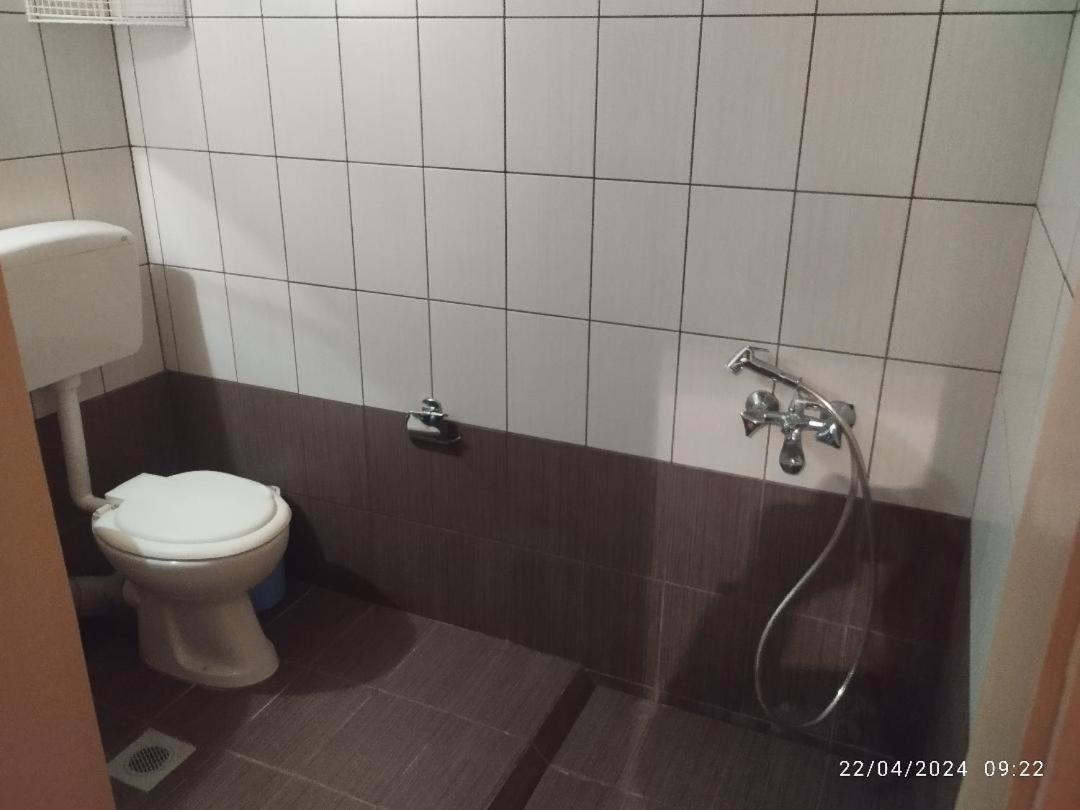 Erini Room 基萨莫斯 外观 照片